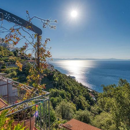 Villa Pino Furore Luaran gambar