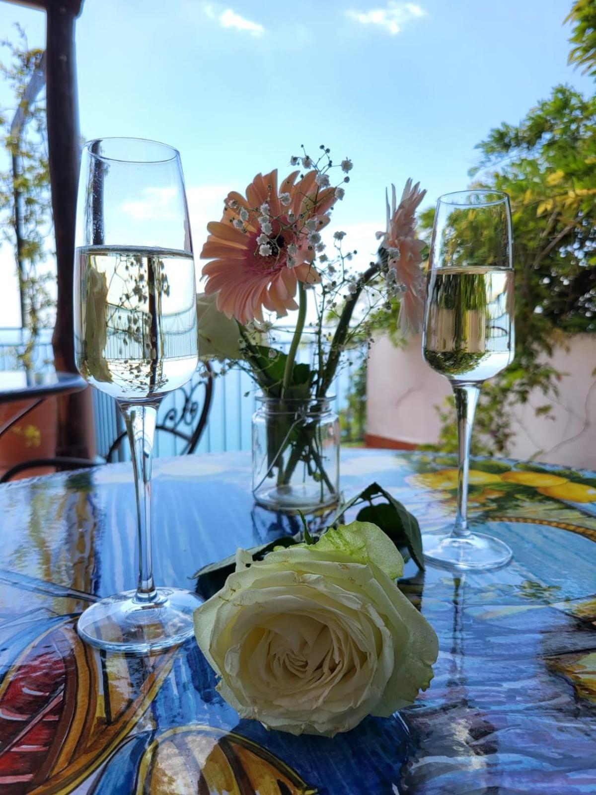 Villa Pino Furore Luaran gambar